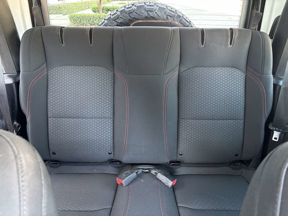 Used 2019 Jeep Wrangler Rubicon AWD/4WD image 24