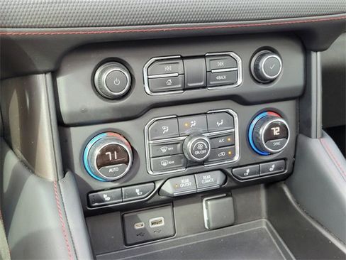 Used 2021 Chevrolet Tahoe RST w/ Luxury Package image 31