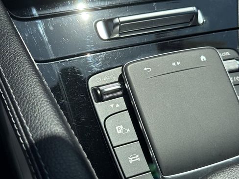 Used 2024 Mercedes-Benz GLE 350 4MATIC image 19