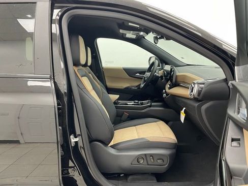 New 2026 Chevrolet Equinox ACTIV w/ Convenience Package III AWD/4WD image 14