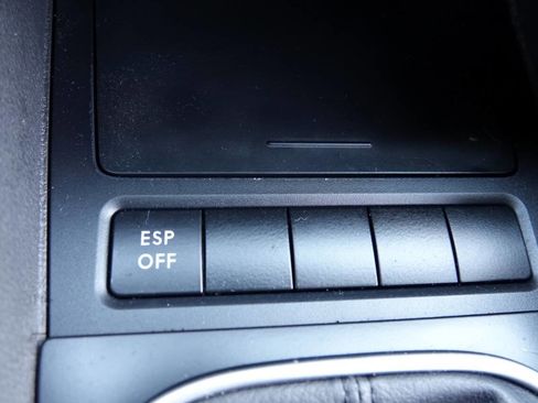 Used 2010 Volkswagen Jetta TDI FWD image 70