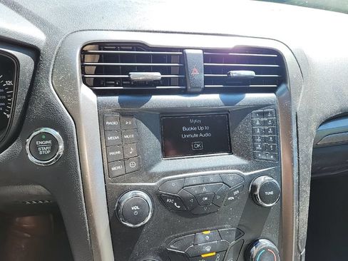 Used 2019 Ford Fusion S FWD image 5