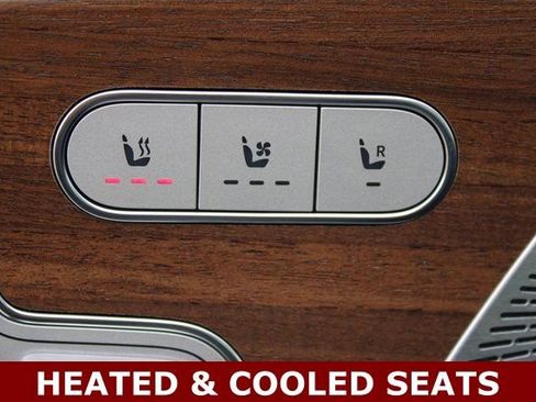 New 2026 Mercedes-Benz GLS 450 4MATIC image 15