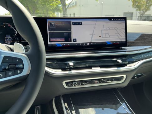 Used 2026 BMW X7 xDrive40i w/ M Sport Package image 25