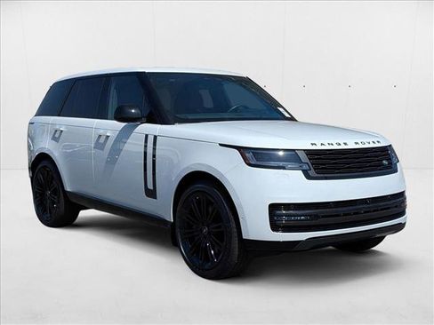 New 2025 Land Rover Range Rover SE image 7