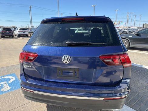 Used 2021 Volkswagen Tiguan SE w/ 3-Row Tiguan MDO Package image 6