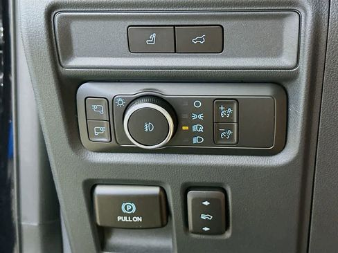 Certified 2023 Ford Expedition Platinum image 26