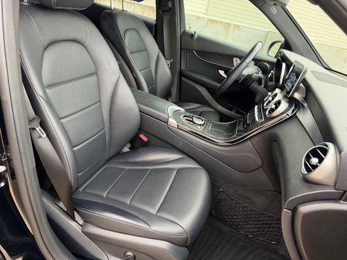 Used 2017 Mercedes-Benz GLC 300 image 29