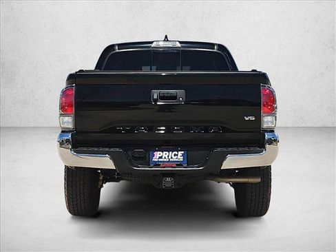 Used 2023 Toyota Tacoma TRD Off-Road AWD/4WD image 6