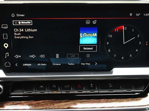 Used 2023 GMC Sierra 1500 Elevation AWD/4WD image 15