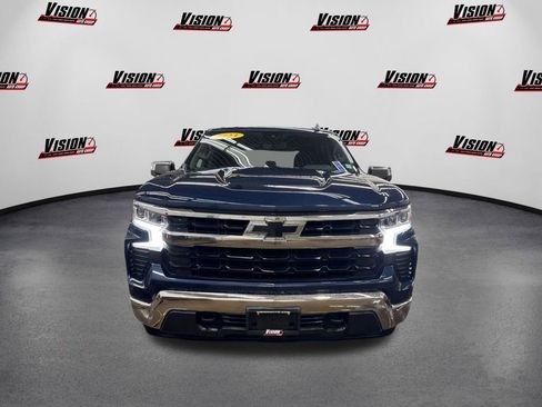 Used 2023 Chevrolet Silverado 1500 LT w/ Z71 Off-Road Package image 2