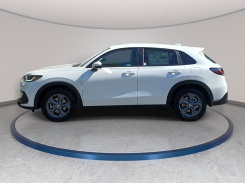 New 2026 Honda HR-V LX image 8