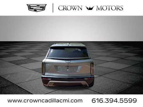 New 2026 Cadillac Vistiq Sport image 13