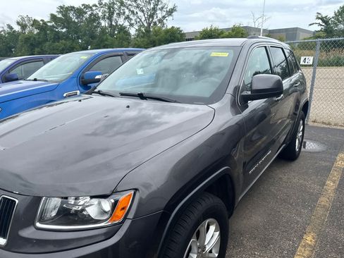 Used 2014 Jeep Grand Cherokee Laredo w/ 18" Wheel & 8.4" Radio Group AWD/4WD image 20