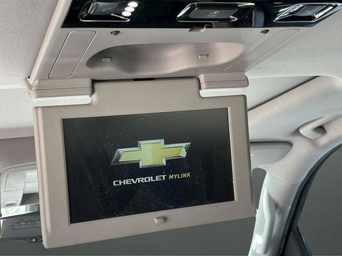 Used 2018 Chevrolet Silverado 1500 High Country image 17