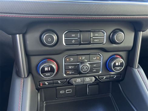 Used 2023 Chevrolet Tahoe RST w/ RST Performance Edition image 21