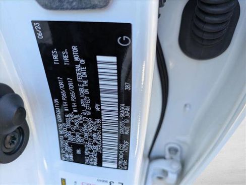 Certified 2023 Toyota 4Runner TRD Off-Road Premium image 25