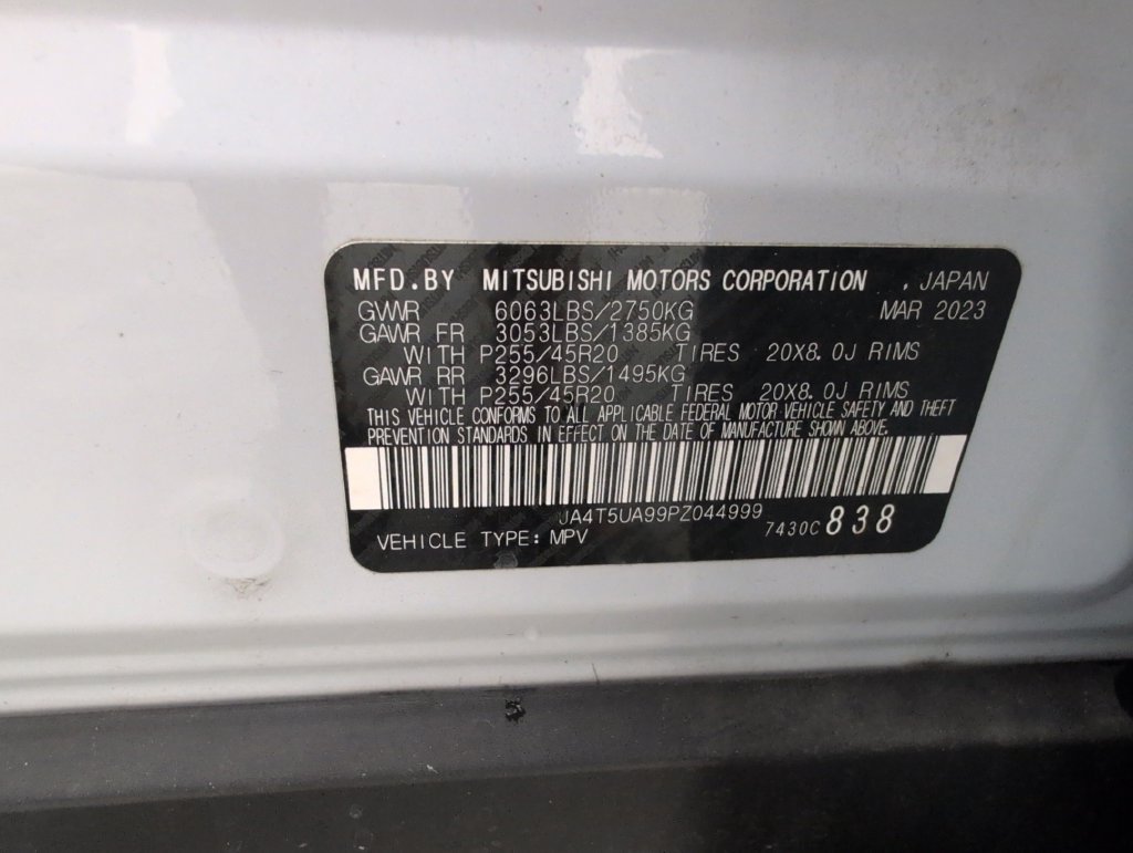 Used 2023 Mitsubishi Outlander 4WD Plug-In Hybrid image 40