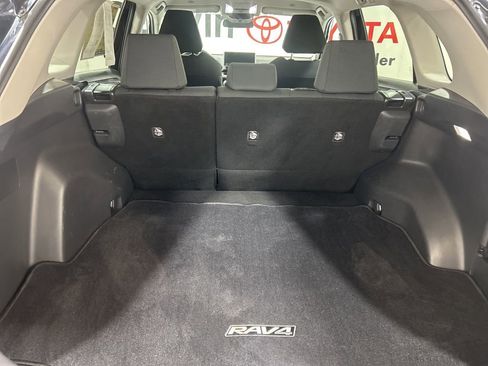 Used 2023 Toyota RAV4 LE image 18