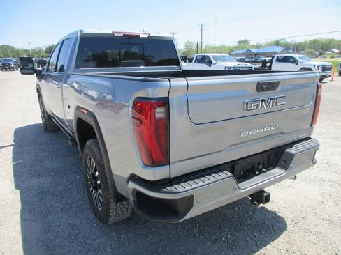 New 2026 GMC Sierra 2500 Denali Ultimate AWD/4WD image 9