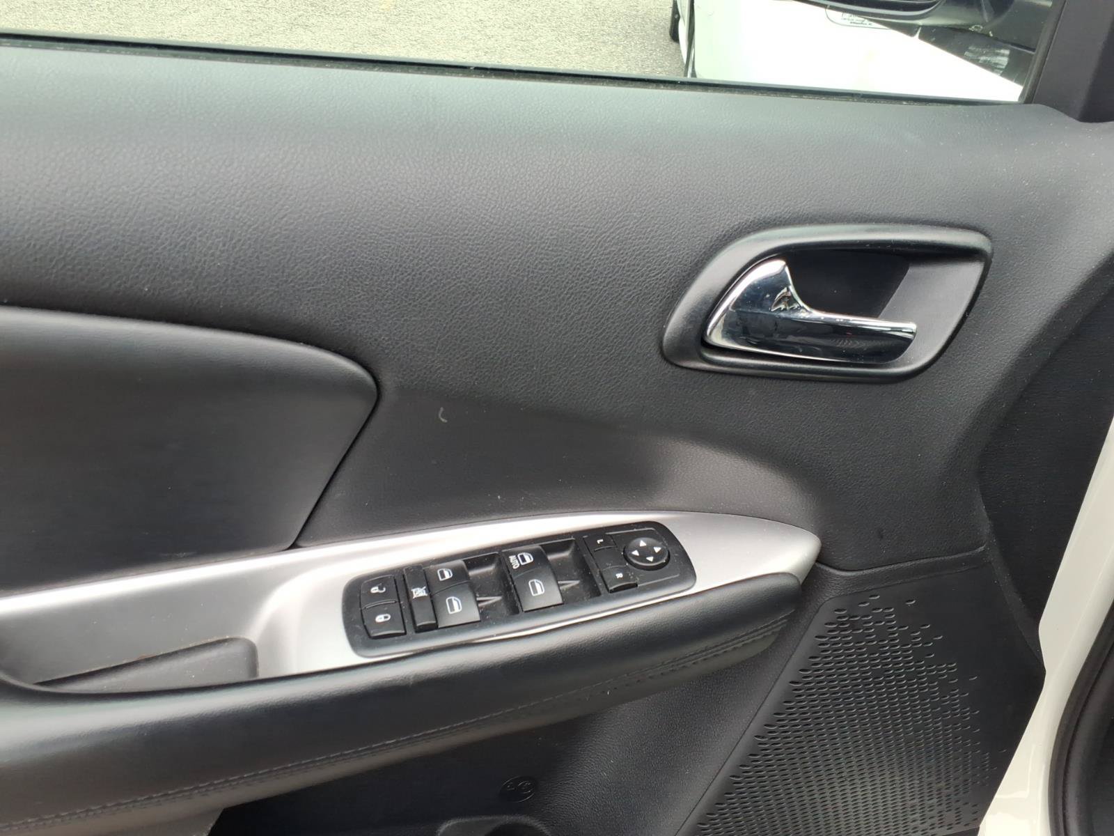 Used 2016 Dodge Journey SE AWD/4WD image 8