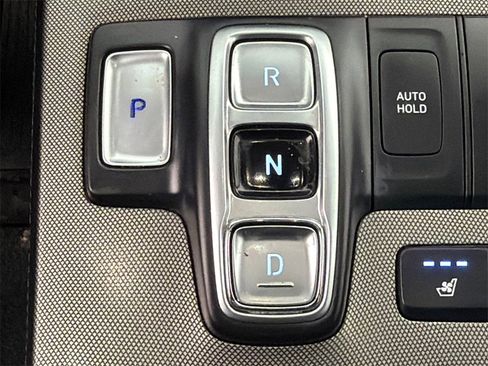 Used 2021 Hyundai Palisade Limited image 32