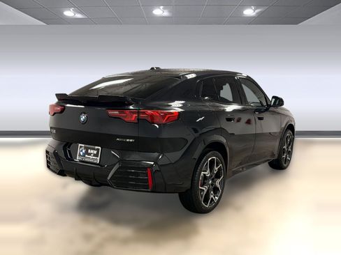 New 2026 BMW X2 xDrive28i w/ Technology Package AWD/4WD image 8