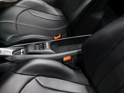 Used 2022 Ferrari F8 Tributo RWD image 37