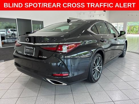 Used 2025 Lexus ES 350 w/ Premium Package FWD image 7