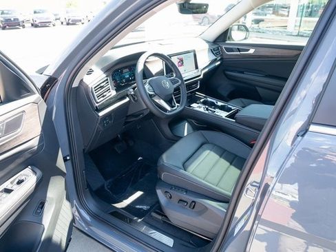 New 2026 Volkswagen Atlas SEL image 16