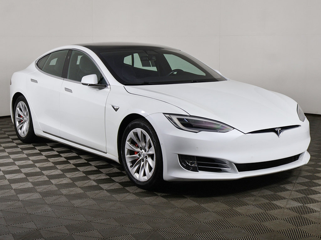 Used 2019 Tesla Model S Performance AWD/4WD image 2
