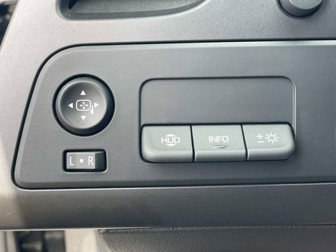 Used 2016 Chevrolet Corvette Stingray Coupe w/ 2LT Preferred Equipment Group image 26