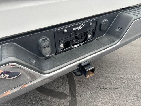 Used 2019 Chevrolet Silverado 1500 LT w/ All-Star Edition image 28