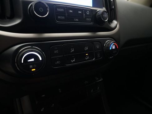 Used 2018 Chevrolet Colorado Z71 w/ Centennial Edition image 18