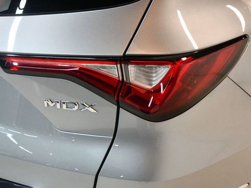 Used 2024 Acura MDX FWD w/ Technology Package image 15