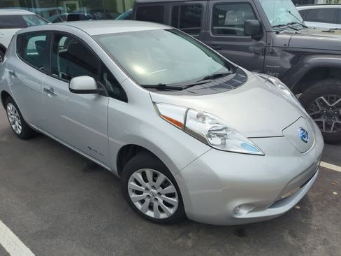 Used 2017 Nissan Leaf S w/ Charge Package image 1