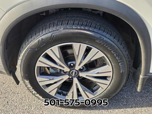 Used 2023 Nissan Rogue SV w/ SV Premium B Package FWD image 21