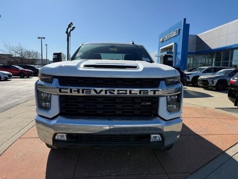 Used 2023 Chevrolet Silverado 2500 LT w/ Convenience Package image 2