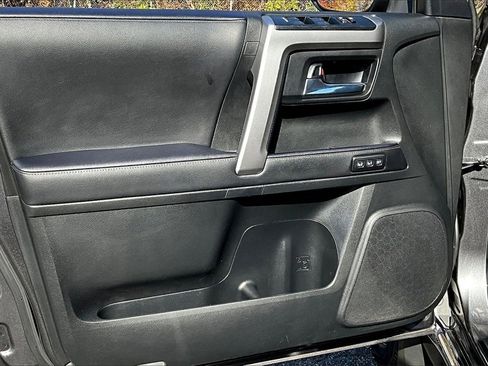 Used 2022 Toyota 4Runner Limited image 18