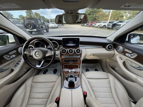Used 2015 Mercedes-Benz C 300 4MATIC Sedan image 18