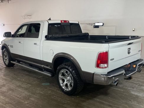 Used 2017 RAM 1500 Laramie w/ Convenience Group AWD/4WD image 4