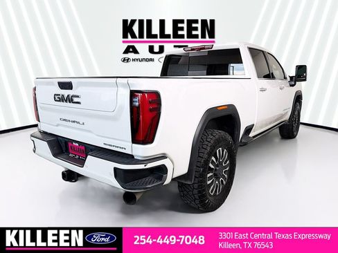 Used 2024 GMC Sierra 2500 Denali Ultimate AWD/4WD image 8