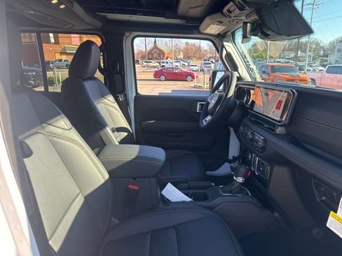 New 2026 Jeep Wrangler Sahara image 10