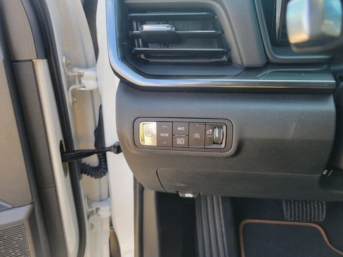 New 2026 GMC Terrain AT4 w/ Convenience Package III image 21