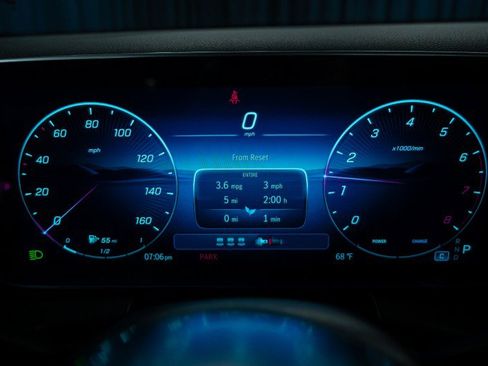 Certified 2026 Mercedes-Benz GLC 300 image 27