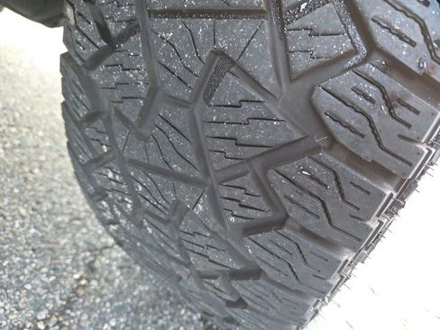 Used 2018 GMC Sierra 1500 SLE image 64