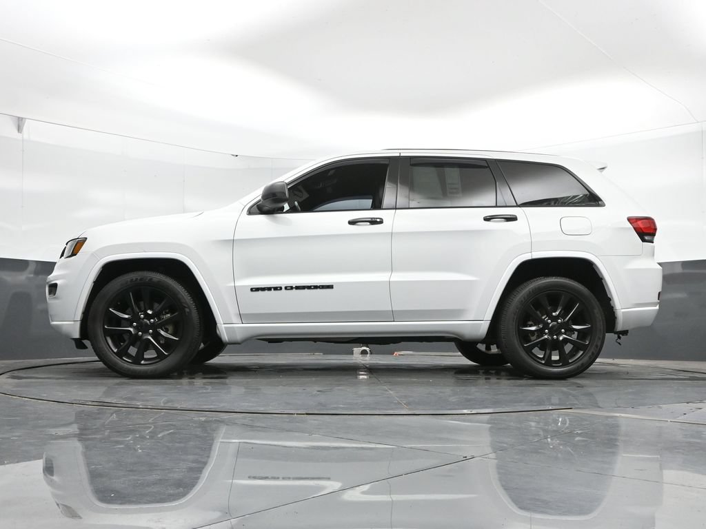 Used 2021 Jeep Grand Cherokee Laredo X AWD/4WD image 48