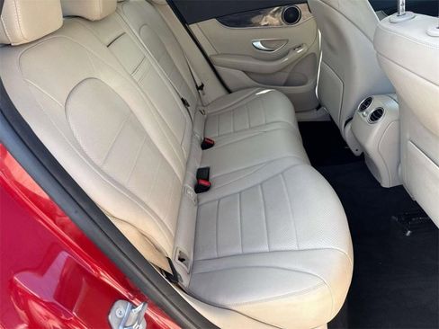 Used 2020 Mercedes-Benz GLC 300 w/ Multimedia Package image 9