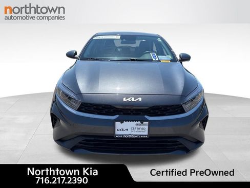 Certified 2024 Kia Forte LXS FWD image 3