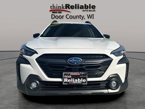 Used 2025 Subaru Outback Premium AWD/4WD image 7